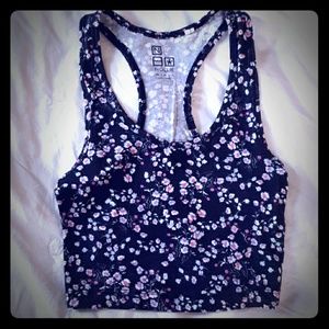XS Nollie crop top